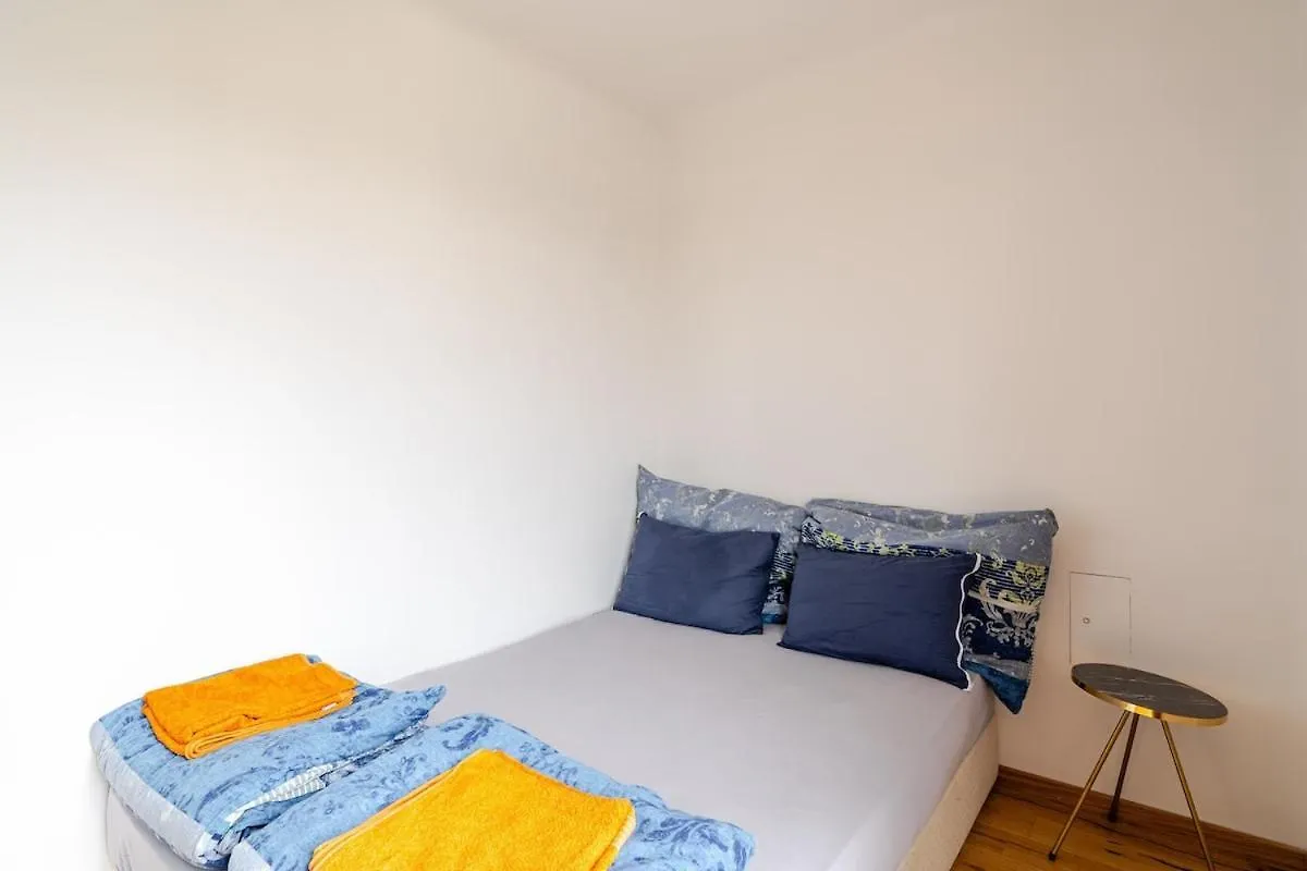 Apartman 10 Minutes To City Centre And Next To Wien Hbf And Easy From Airport Ausztria